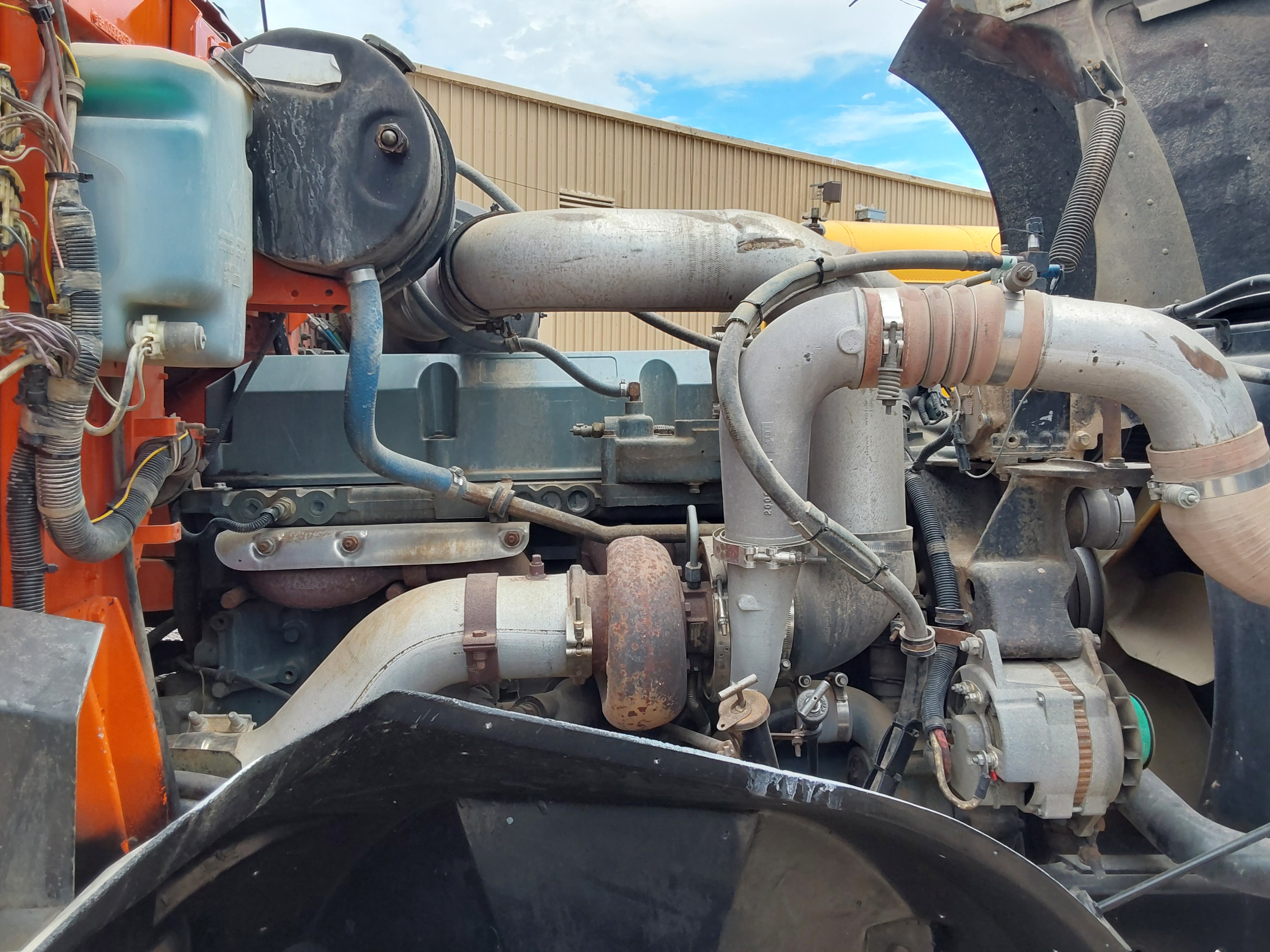 1995 International 9400 6x4 Car/Truck