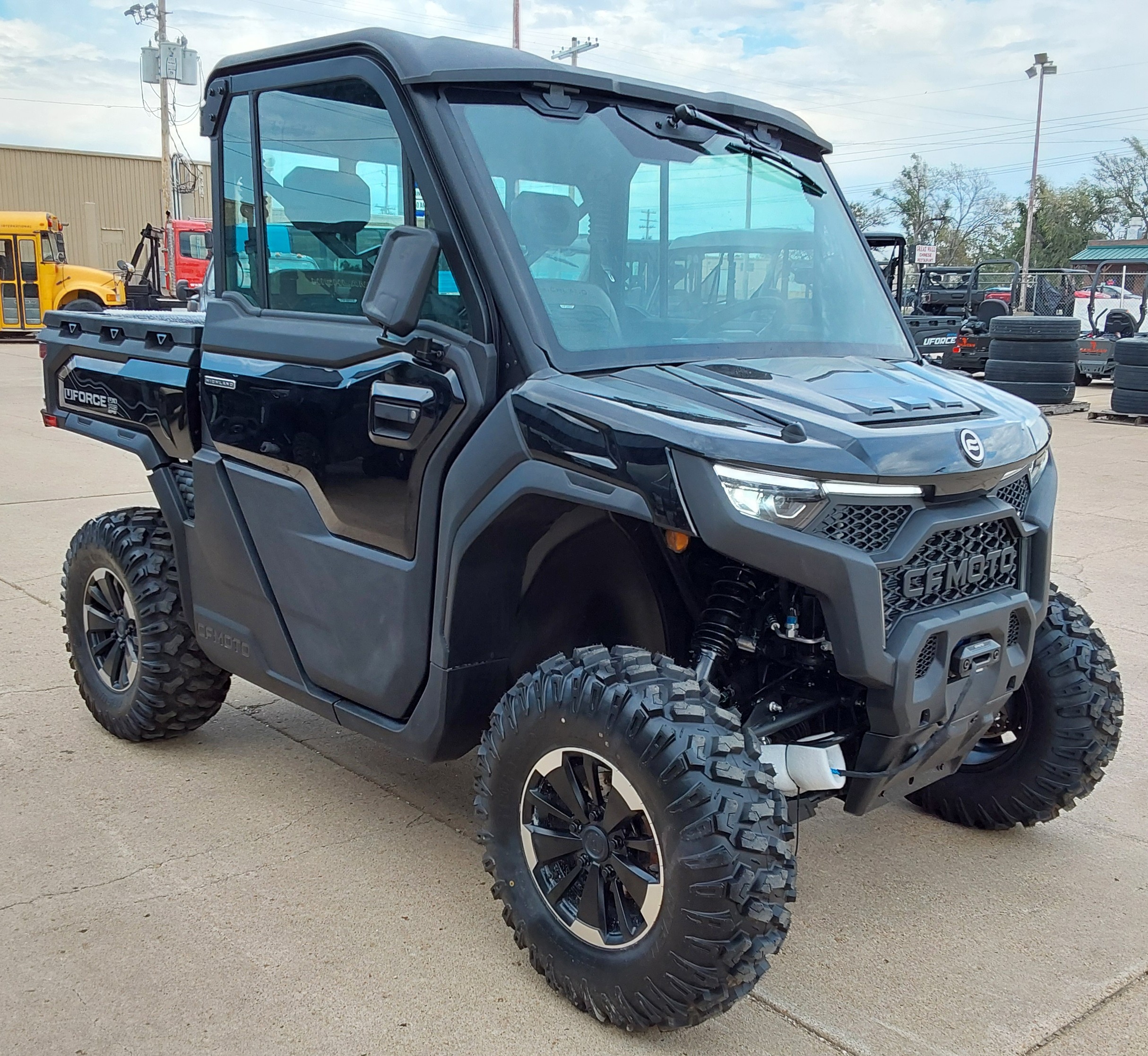 2027 CFMOTO UFORCE U10 Pro Highland UTV