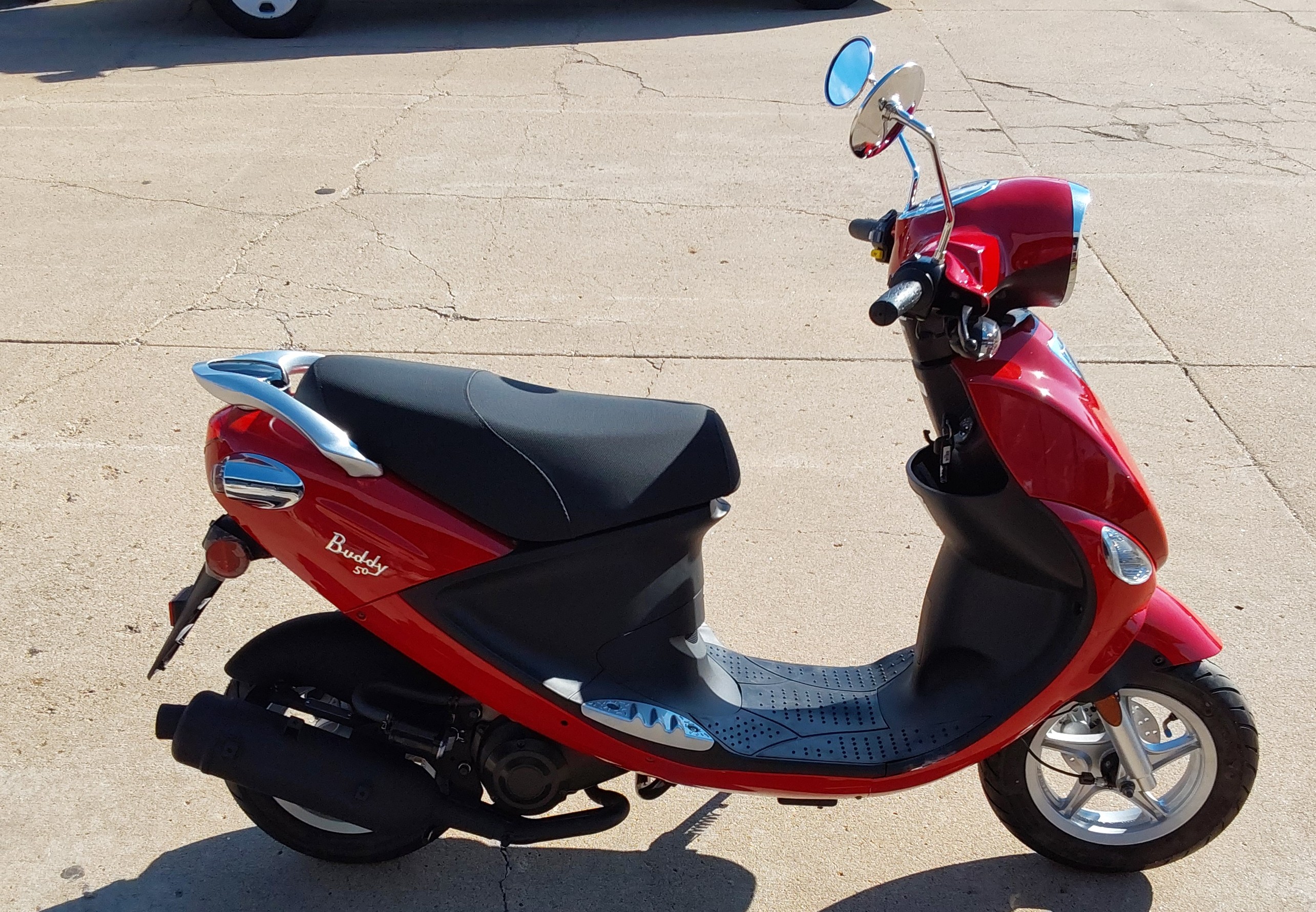 2027 Genuine Scooter Co Buddy 50 Scooter